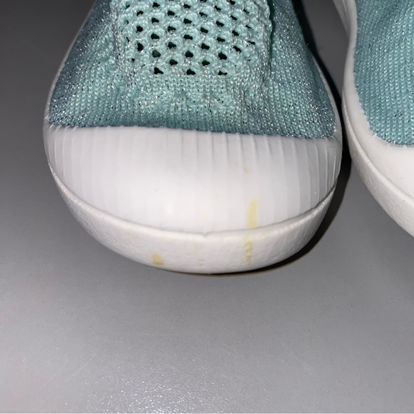 Cat & Jack Girl's Water Shoes Mesh Green Size 6 - Picture 12 of 13